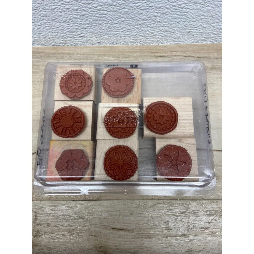 Stampin Up Big Flowers Set Of 8 Wood Mounted Rubber Stamps - Picture 2 of 4